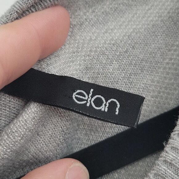 3 For$20 Elan Sliver & White Oversized Sweater size S - Picture 2 of 6